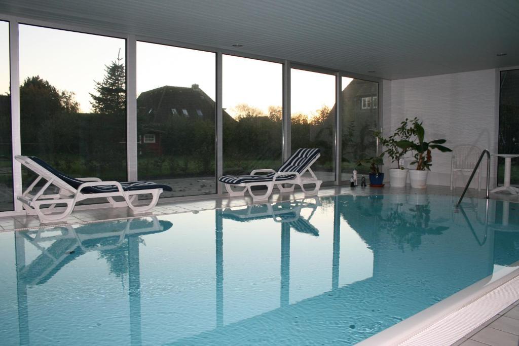 Ferienwohnungen Im Hotel Garni Zur Post 우터섬 객실 사진